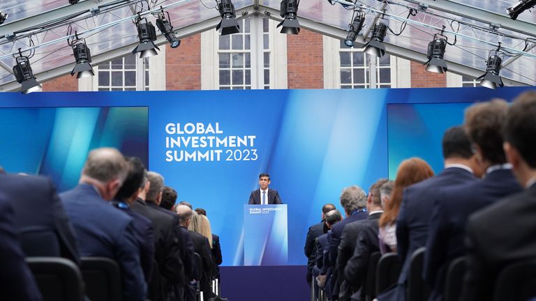 Labour to woo global investors at early October summit | Business News