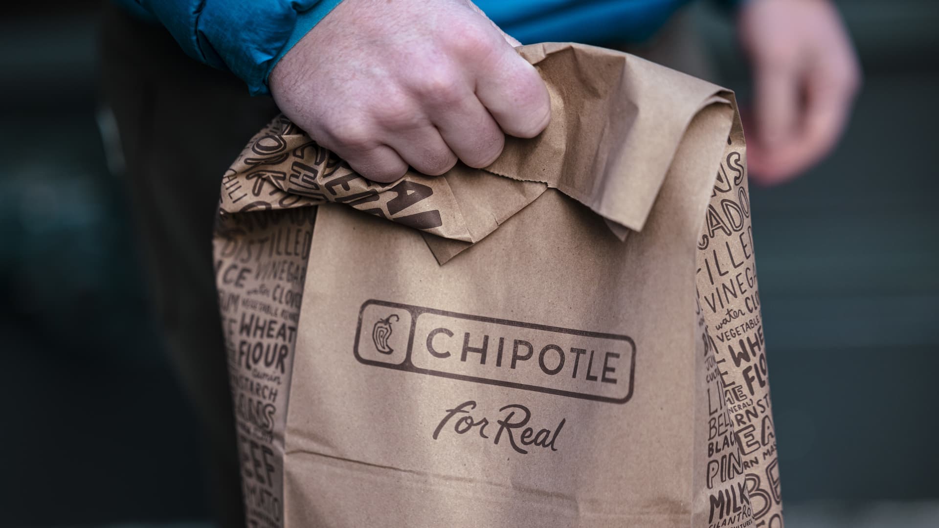 A trade that wins if the drop in Chipotle after CEO jumps to Starbucks is overdone