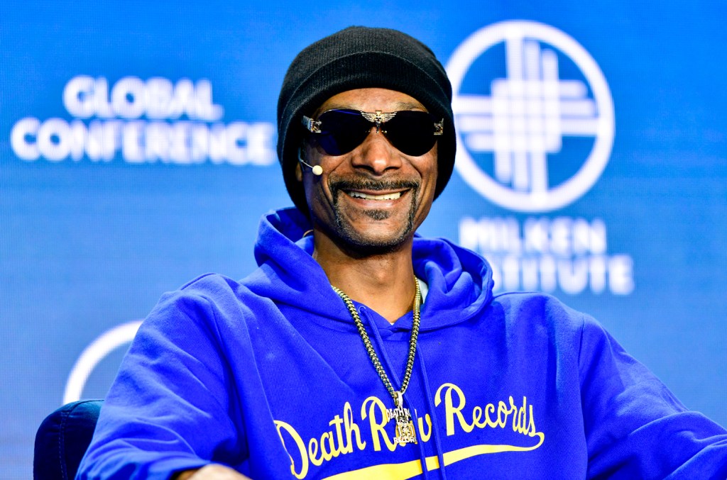 Snoop Dogg Reflects on Bond With Queen Elizabeth II