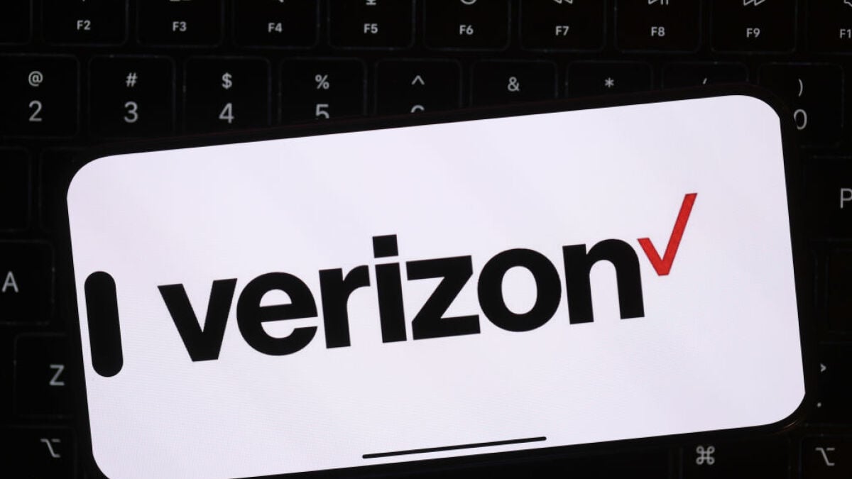 Verizon outage is under investigation, according to the FCC