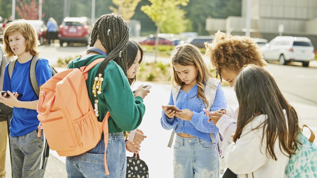 School cell phone ban supported by most adults, survey says