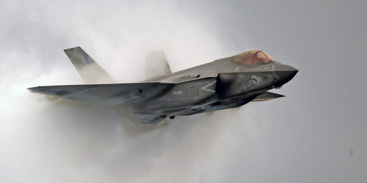 Elon Musk takes aim at the F-35, the costliest weapons program