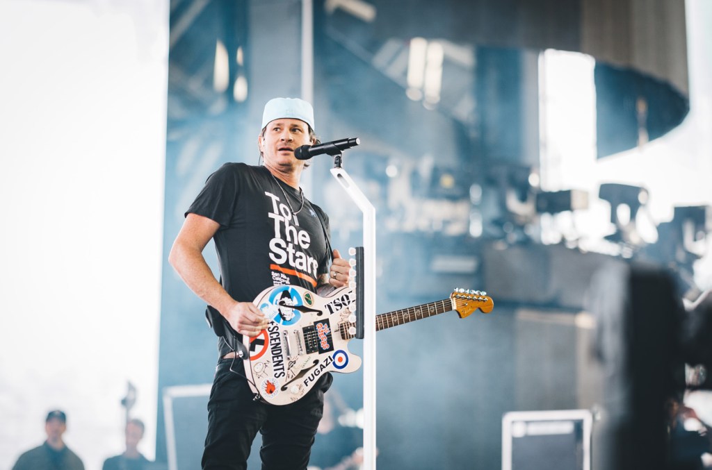 Blink-182’s Tom DeLonge Reacts to New Jersey Drone Sightings