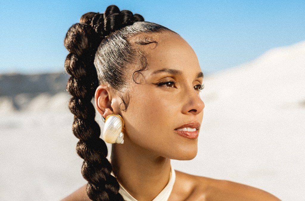 Alicia Keys to Receive Recording Academy’s Dr. Dre Global Impact Award