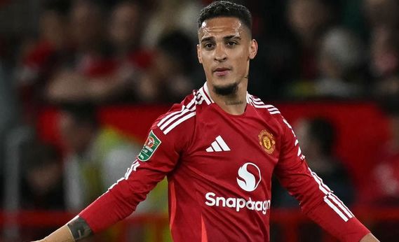 Manchester United Outcast Antony Eyed By La Liga Side Real Betis For Potential Loan Move