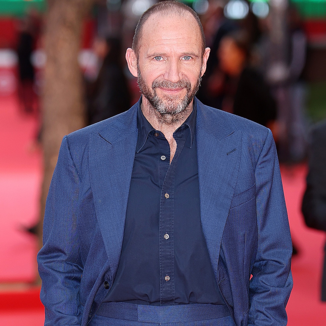 Ralph Fiennes Reveals Who Should Play Voldemort in Harry Potter Show