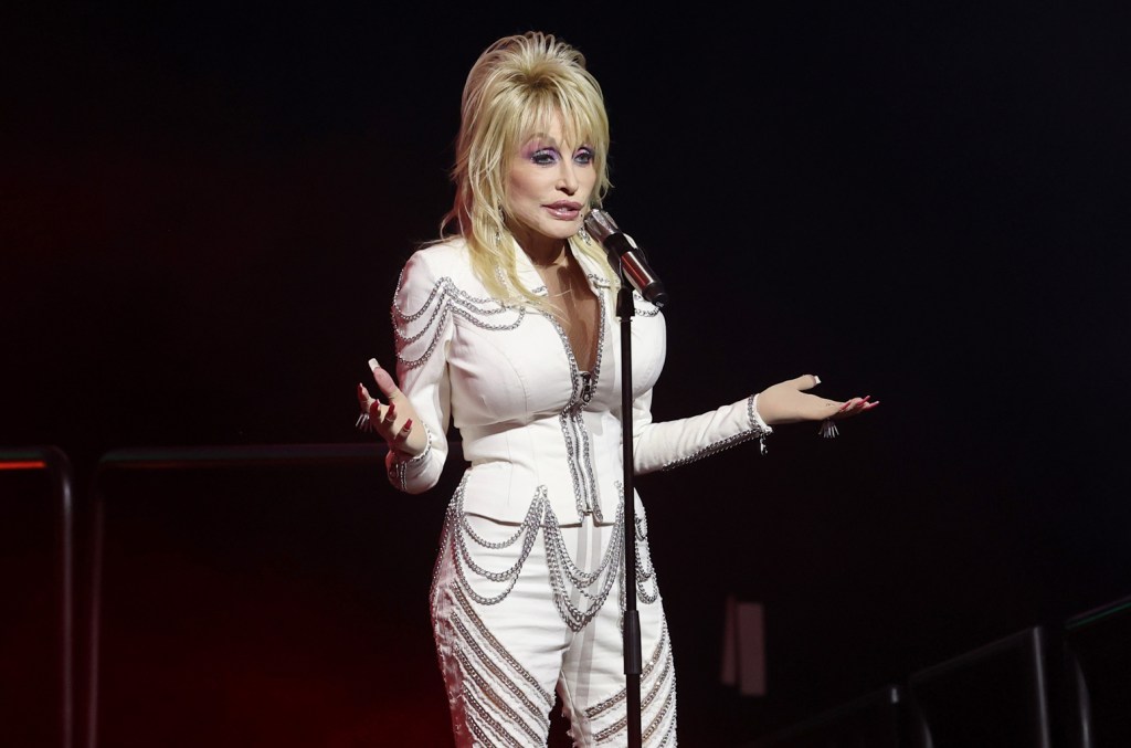 Dolly Parton Speaks Out After Husband Carl Dean’s Death