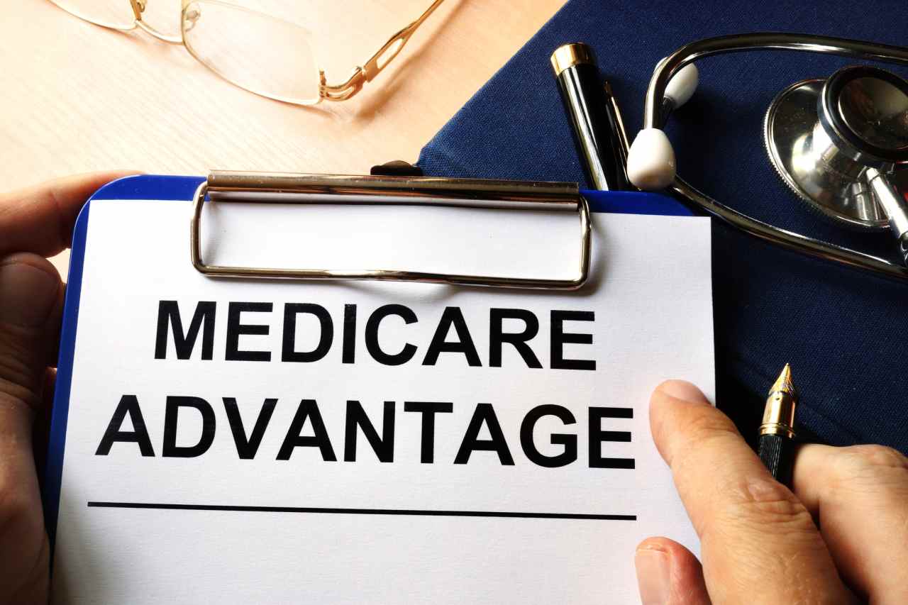Medicare Advantage’s ‘secretive maze’ of costly marketing and incentives needs an overhaul, Senate report says