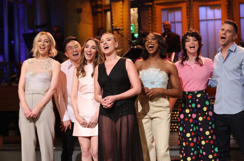 Scarlett Johansson Sings Billy Joel-Inspired Musical Monologue