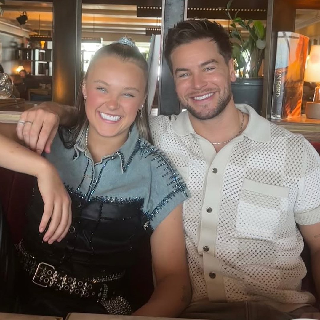 JoJo Siwa and Chris Hughes Get Cozy in Bed