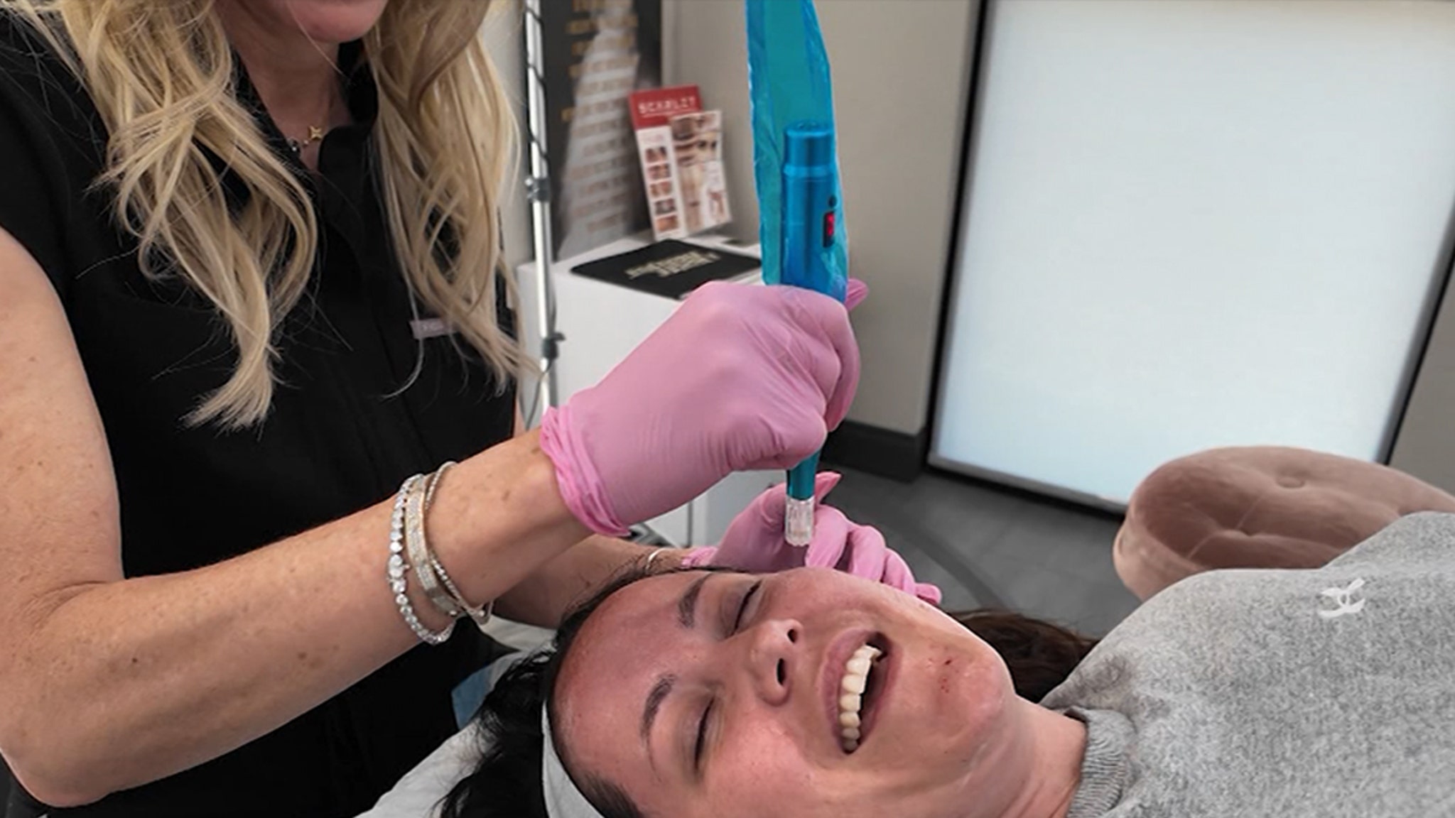 Jenelle Evans Says Post-Divorce the Only Sperm Hitting Her Face Is Salmon